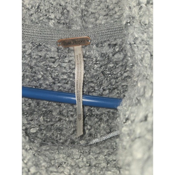 Free People Grey Cowl Neck Cropped Boucle Knit Sweater Womens XS OB1041935 - Picture 4 of 5